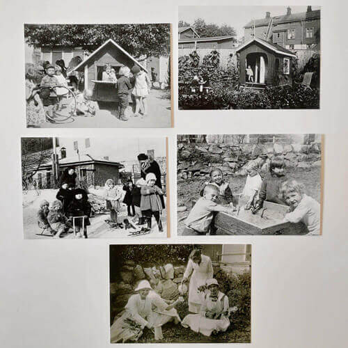 Kuvassa on viisi postikortiksi tehtyä kuvaa Ebeneser-säätiön kuva-arkistosta. Kaikki kuvat on otettu Ebeneser-talon pihalla ennen 1950-lukua. Kuvissa leikitään hiekkalaatikolla, ollaan piknikillä, leikitään kauppaleikkiä ja leikkimökkileikkejä sekä vedetään nukkeja kelkoissa talvella.