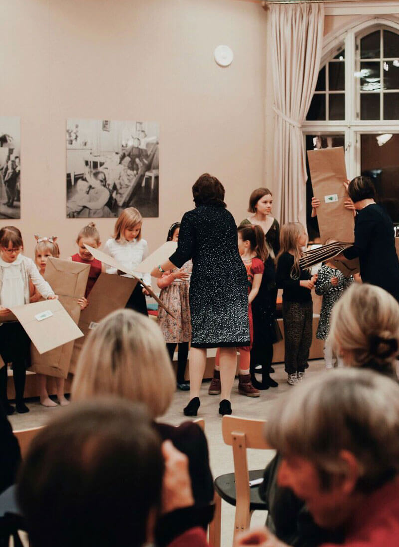 Vuosittain marraskuussa vietetään Ebeneser-päivää, jossa julkistetaan vaihtovuosin Ebeneserin apurahan ja tunnustuspalkinnon saaja.